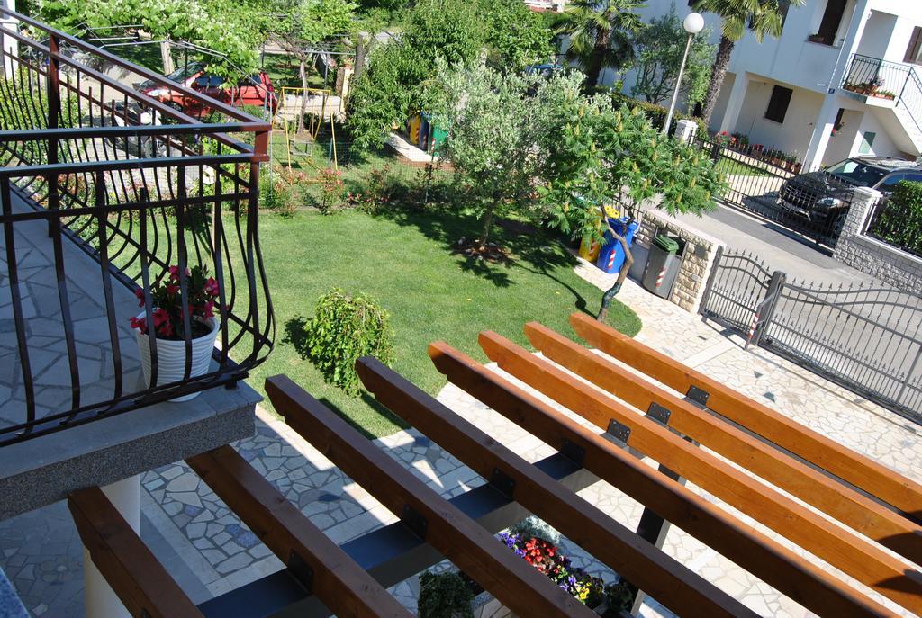 Apartments & Studio Matan Rovinj Exteriör bild