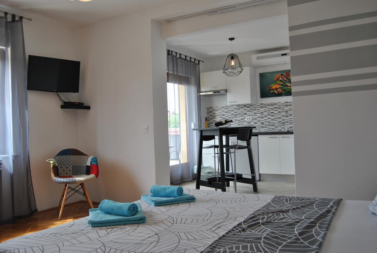 Apartments & Studio Matan Rovinj Exteriör bild